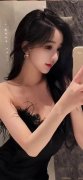 违规选拔任用干部并收受财物；
